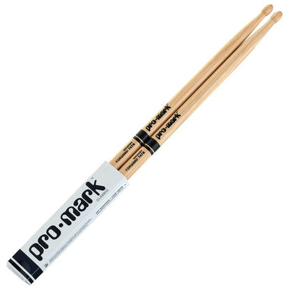 ProMark Hickory Classic 747B Wood Tip TX747BW